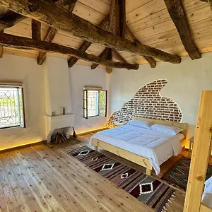 guesthouse-vitoria-mrizi-i-zanave.albaniahotels.org/
