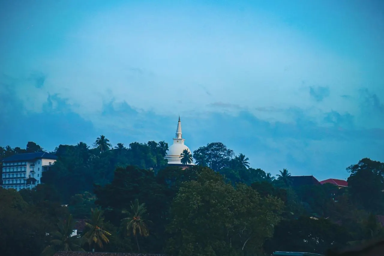 Kandy Tower Inn 0*,  Sri Lanka